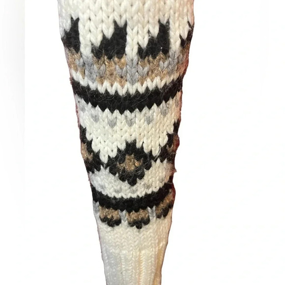 Ann Taylor Loft Wool/Mohair blend Scarf with Aztec design Boho Contempor… - Picture 2 of 5